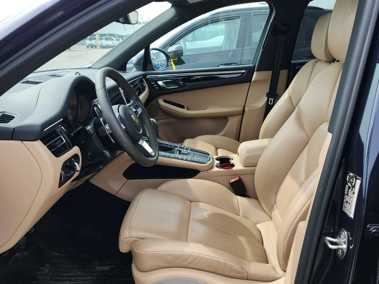 Porsche Macan S| PANO| ОБДУХВАНЕ| 360 КАМЕРИ| CARFAX| , снимка 7 - Автомобили и джипове - 54080914