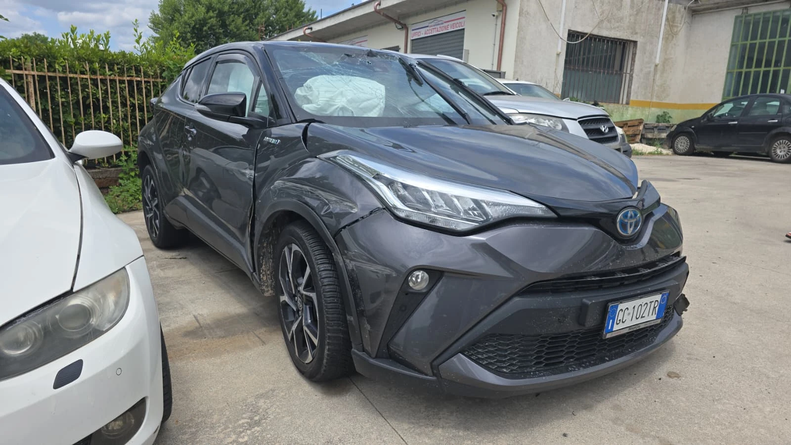 Toyota C-HR 2.0HYBRID FACELIFT