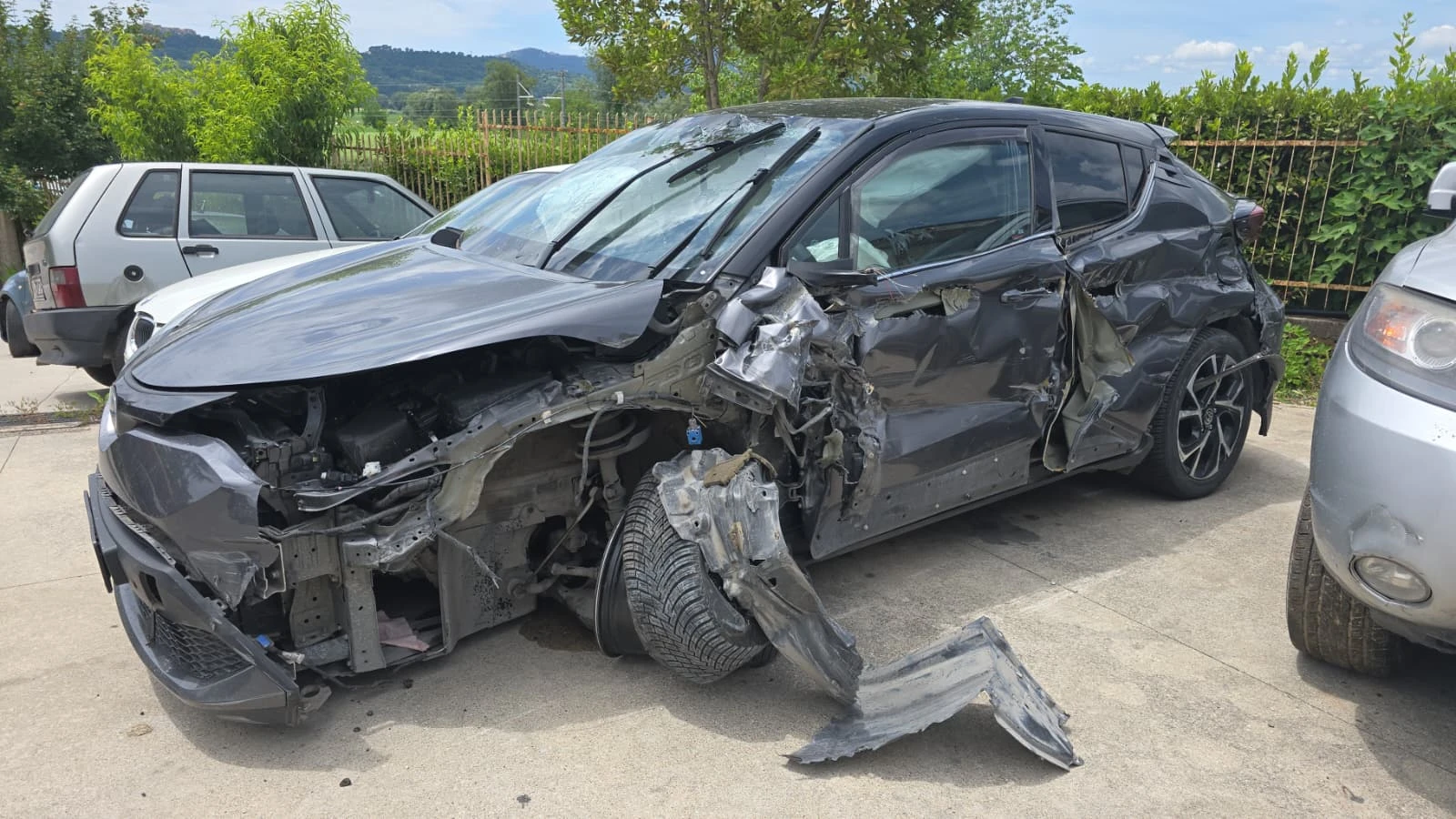 Toyota C-HR 2.0HYBRID FACELIFT, снимка 2 - Автомобили и джипове - 54898017