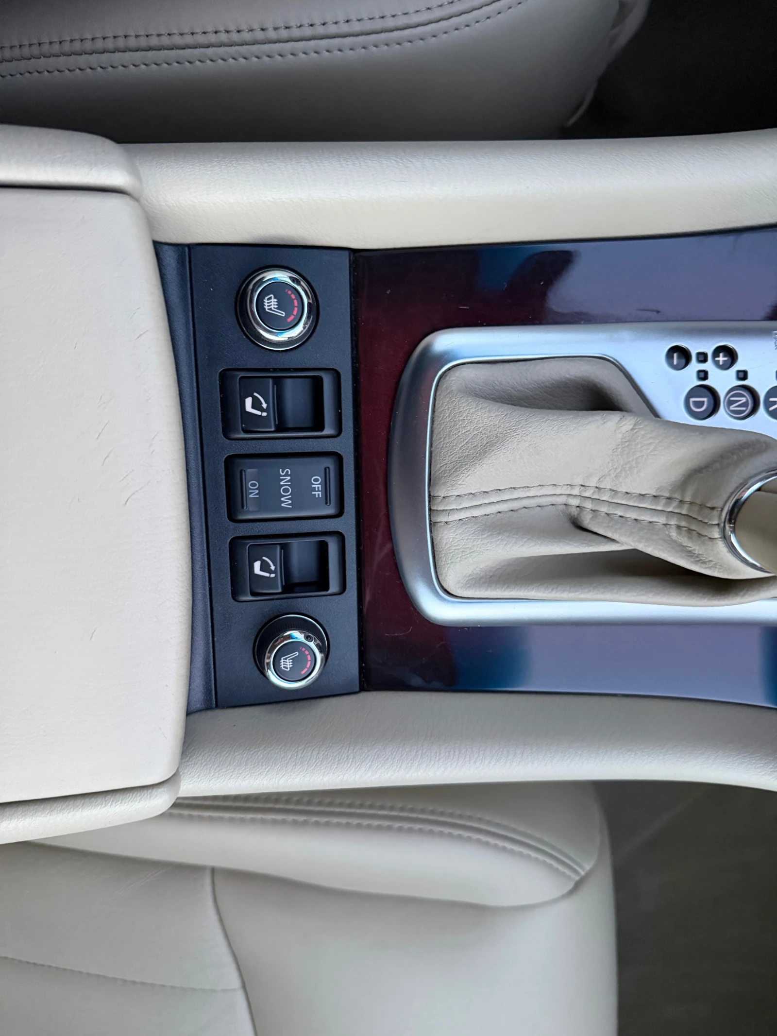 Infiniti Ex37 GT Luxury, снимка 16 - Автомобили и джипове - 55245213