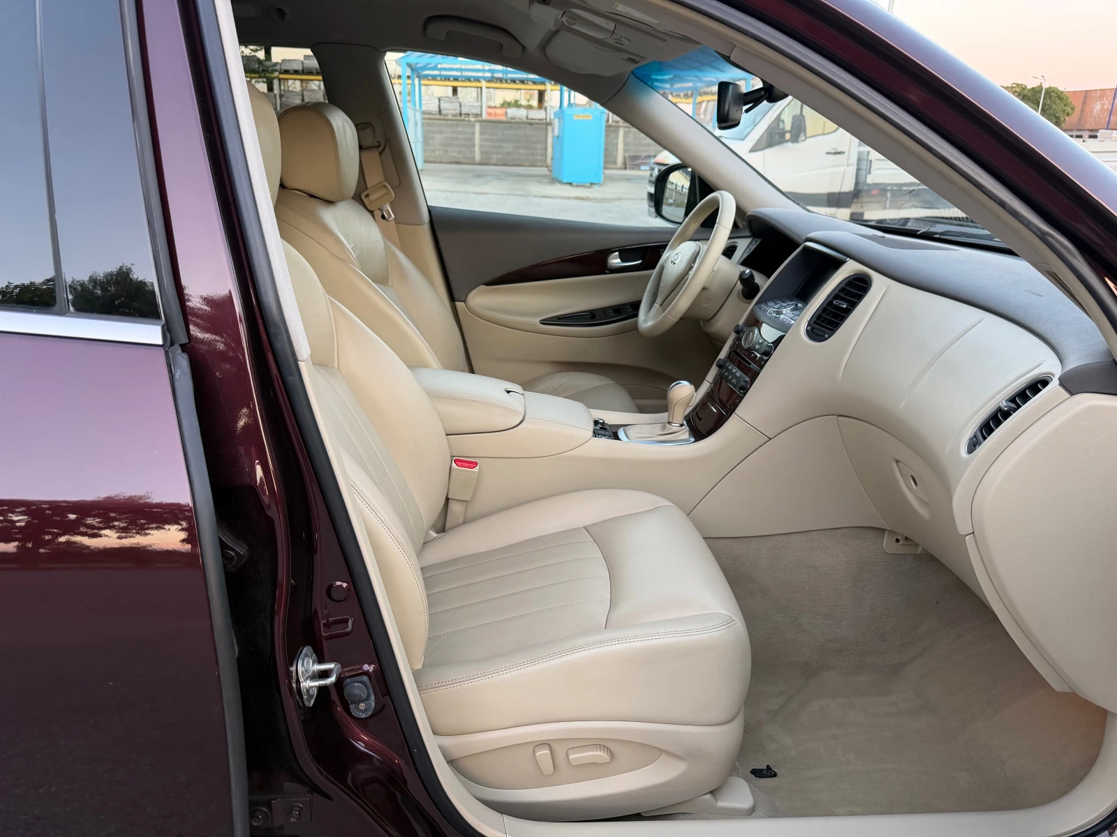 Infiniti Ex37 GT Luxury, снимка 9 - Автомобили и джипове - 55245213