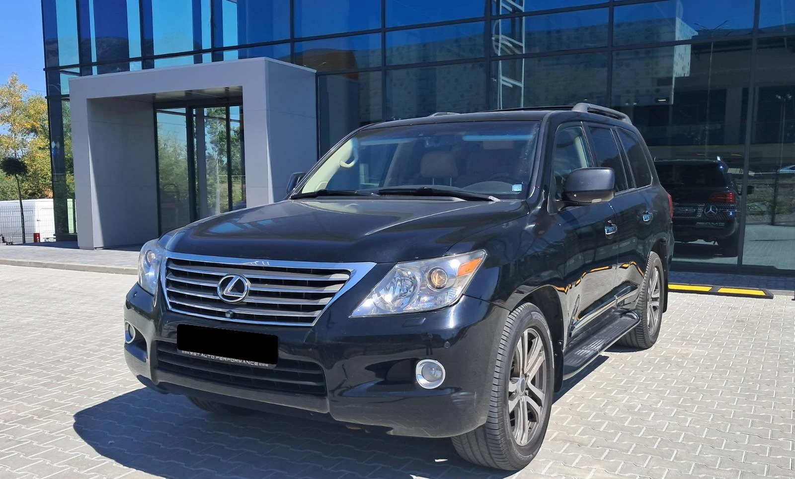 Lexus LX 570 = MGT Select 2 = 