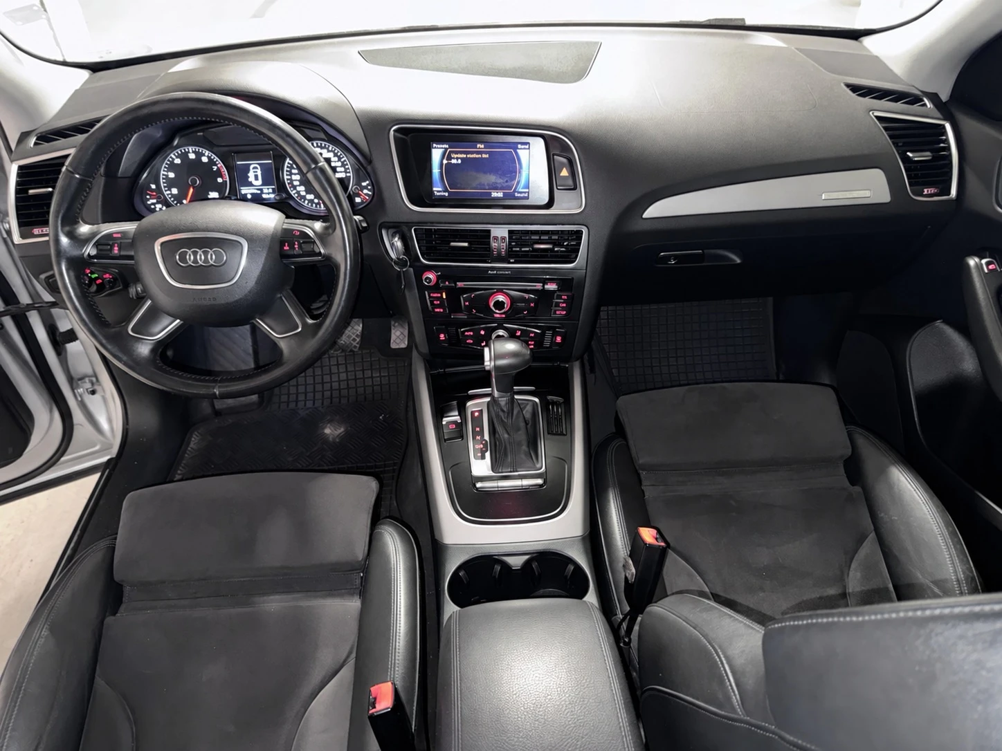 Audi Q5 2.0Т, S-LINE, Quattro, АВТОМАТИК, 211кс., ФЕЙСЛИФТ, снимка 9 - Автомобили и джипове - 56139987