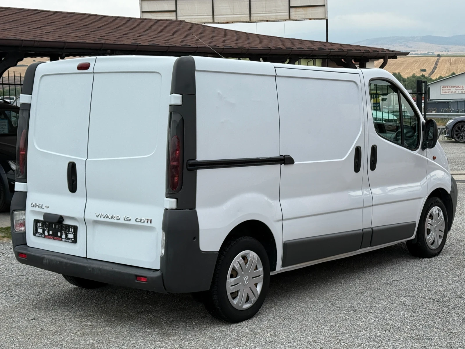 Opel Vivaro 1.9DCi, Товарен, Климатик! * 160 000км* Уникат! - изображение 6