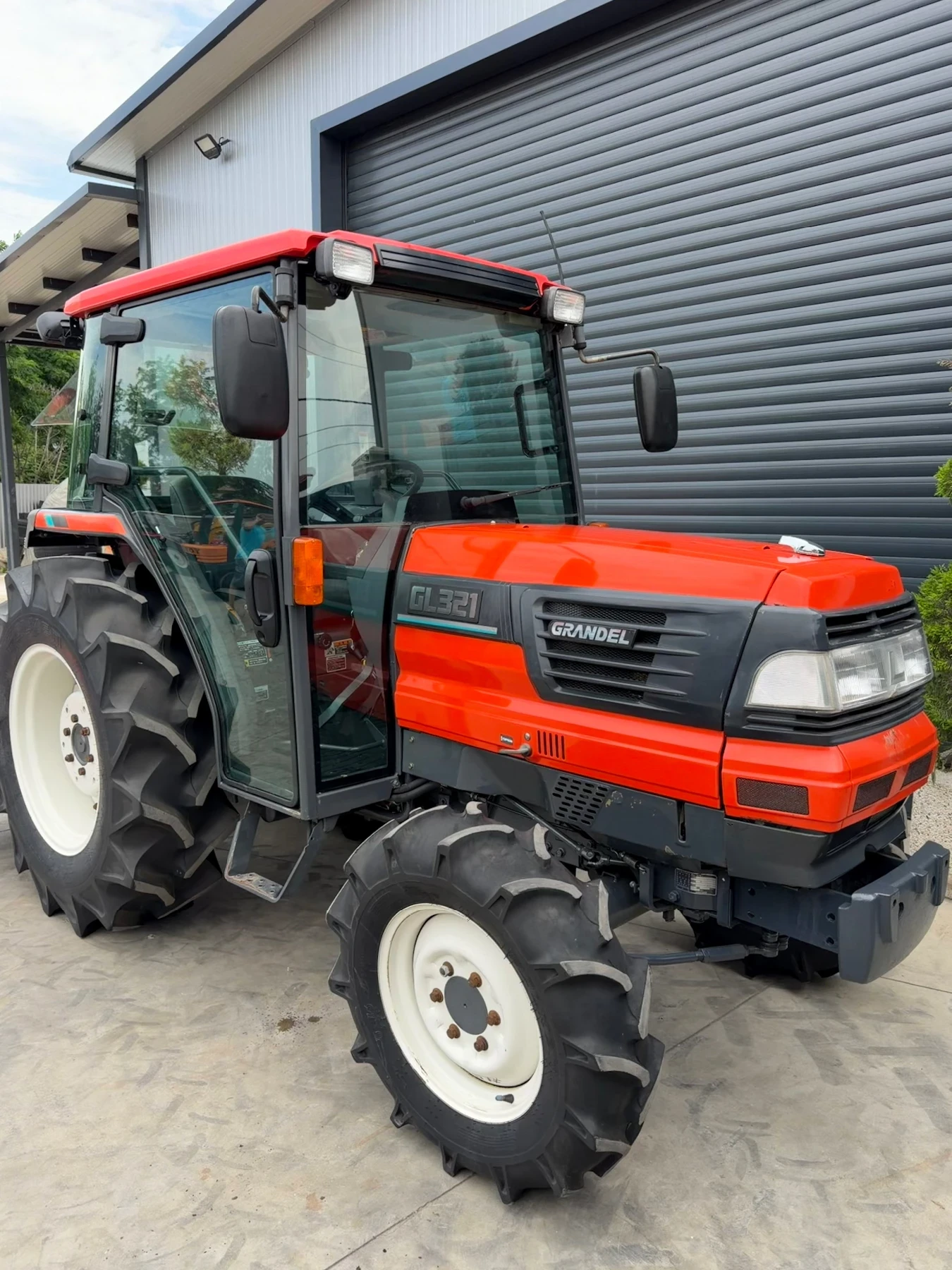 Трактор Kubota GL321 32кс. УНИКАТ!, снимка 3 - Селскостопанска техника - 55015043