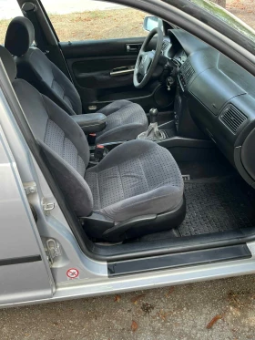 VW Golf 1.6i   2001 | Mobile.bg    7