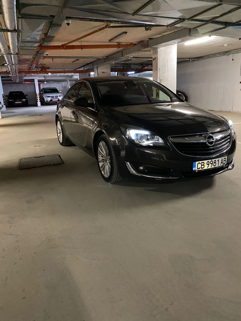 Opel Insignia, снимка 2 - Автомобили и джипове - 47841713