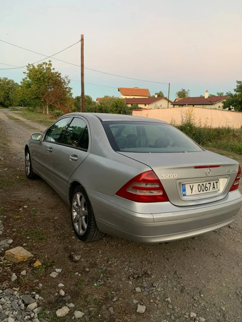 Mercedes-Benz C 200, снимка 3 - Автомобили и джипове - 47487931