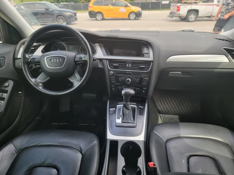 Audi A4 2.0T Premium Sedan, снимка 8 - Автомобили и джипове - 48025209