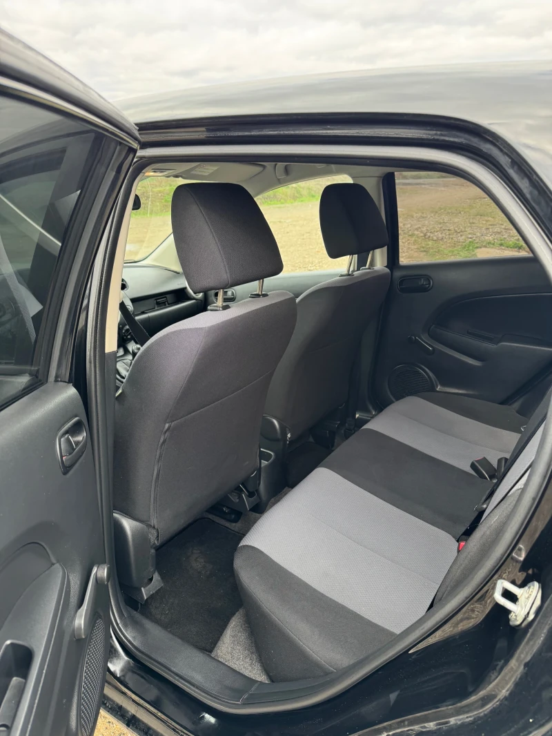 Mazda 2 1.4, снимка 5 - Автомобили и джипове - 49747943
