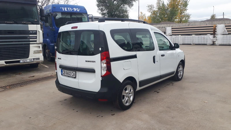 Dacia Dokker 1.5 DCI 90к.с. 6 скорости, снимка 3 - Автомобили и джипове - 52358236