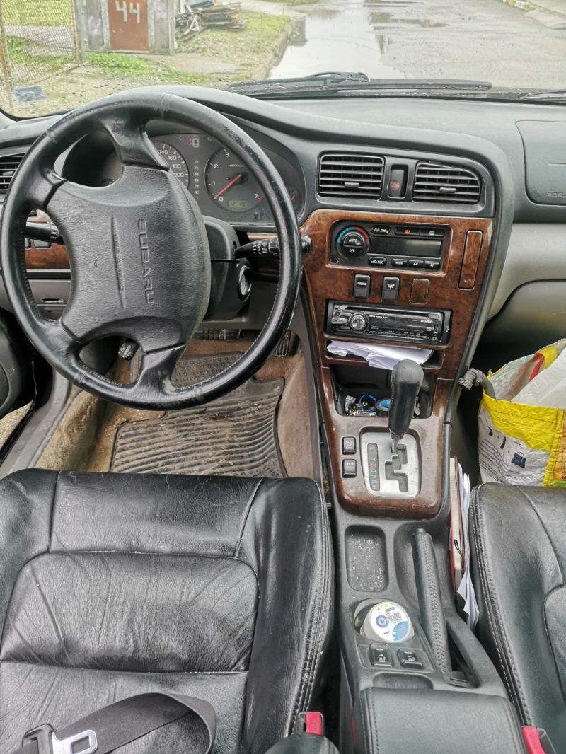 Subaru Legacy, снимка 7 - Автомобили и джипове - 52822622