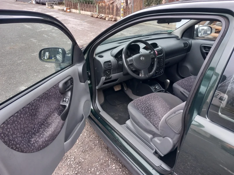 Opel Corsa автомат, клима, снимка 6 - Автомобили и джипове - 53315739