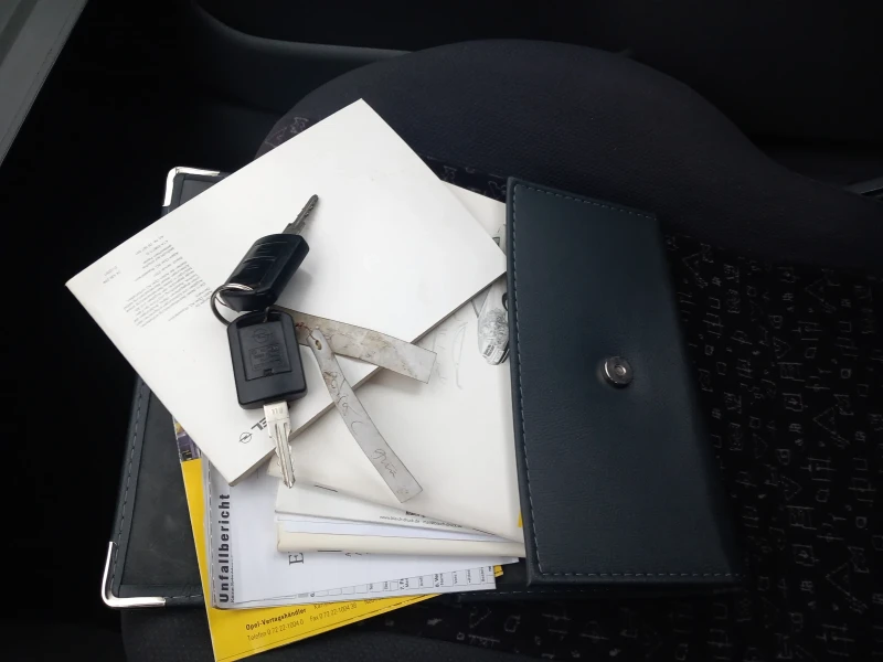 Opel Corsa автомат, клима, снимка 14 - Автомобили и джипове - 53315739