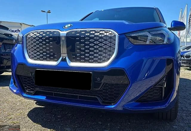 BMW iX1 xDRIVE/M-SPORT/HEAD-UP/306HP/ACC/360/AMBI/127f - изображение 2