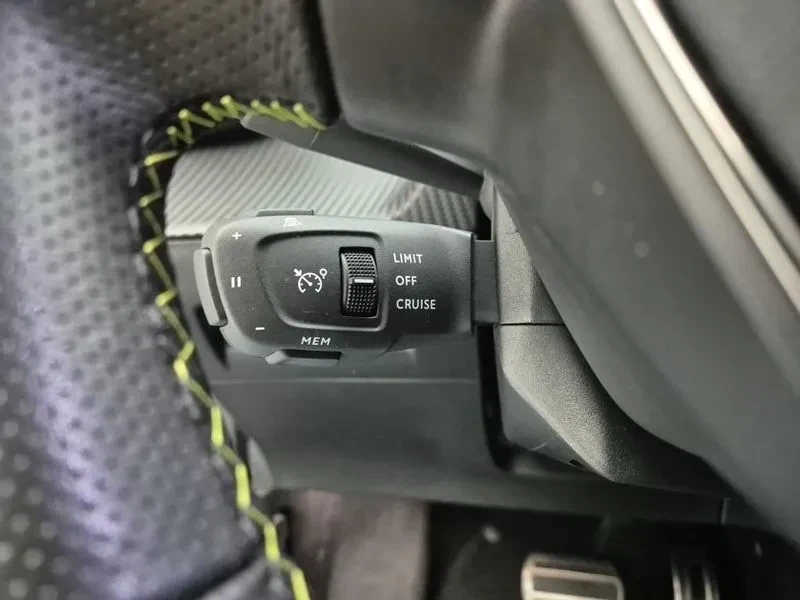 Peugeot 2008 EV GT - ���� 30% ����� | Mobile.bg � ����������� 13