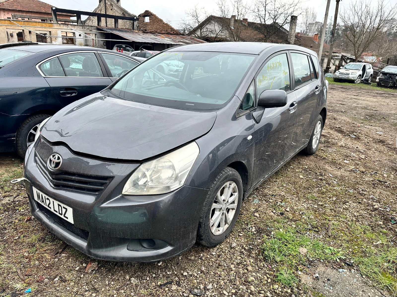 Toyota Verso На Часто Toyota Verso 2.0 D-4d 126к.с 2010г - [1] 