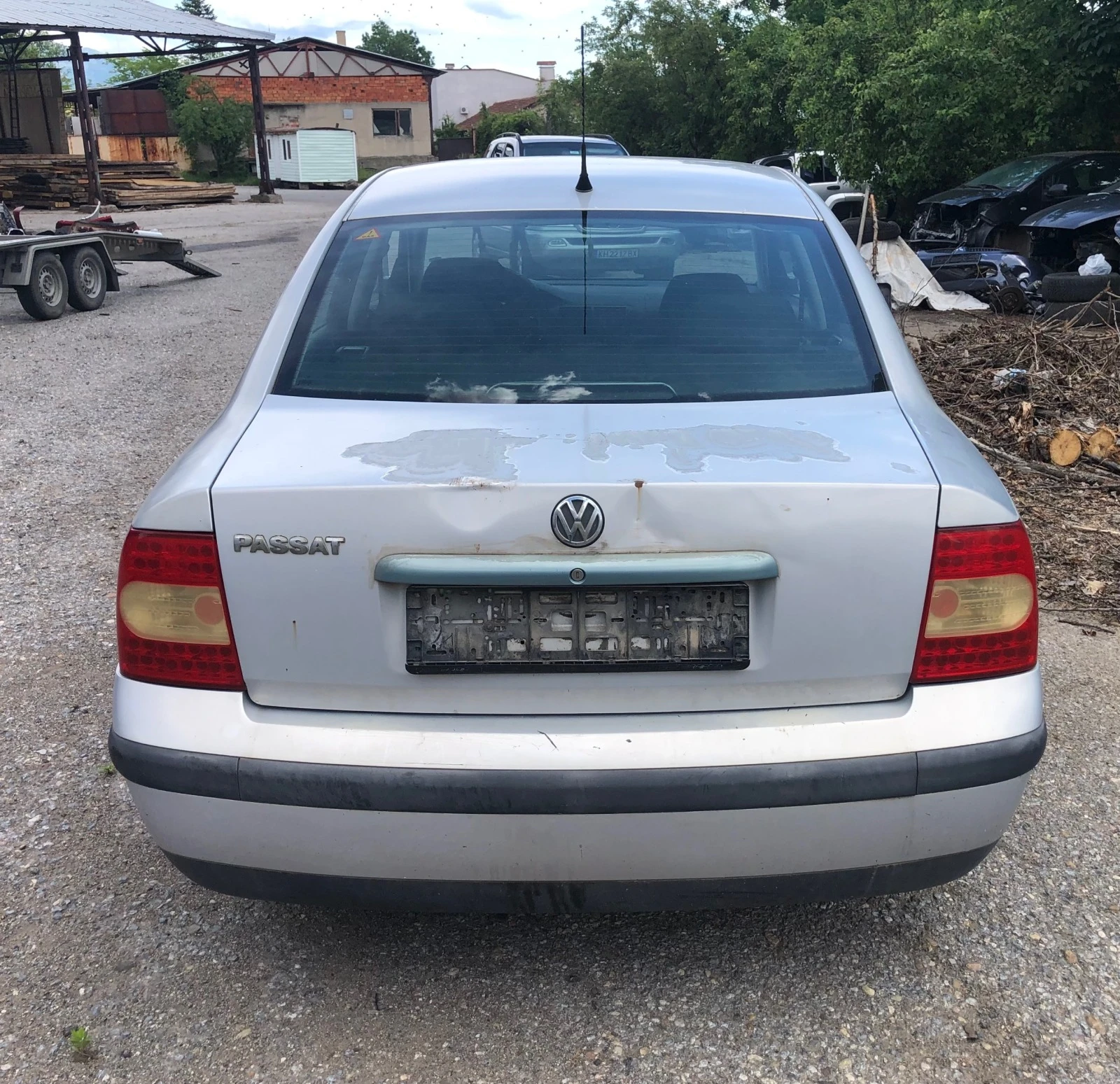 VW Passat 1.6 i - изображение 4