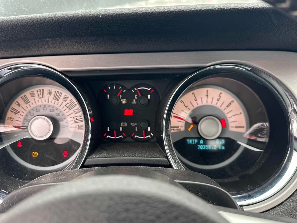 Ford Mustang * GT * CARFAX * ��� ������������ ������ | Mobile.bg � ����������� 8