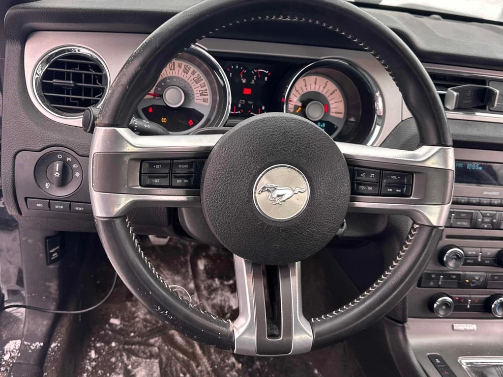 Ford Mustang * GT * CARFAX * ��� ������������ ������ | Mobile.bg � ����������� 13