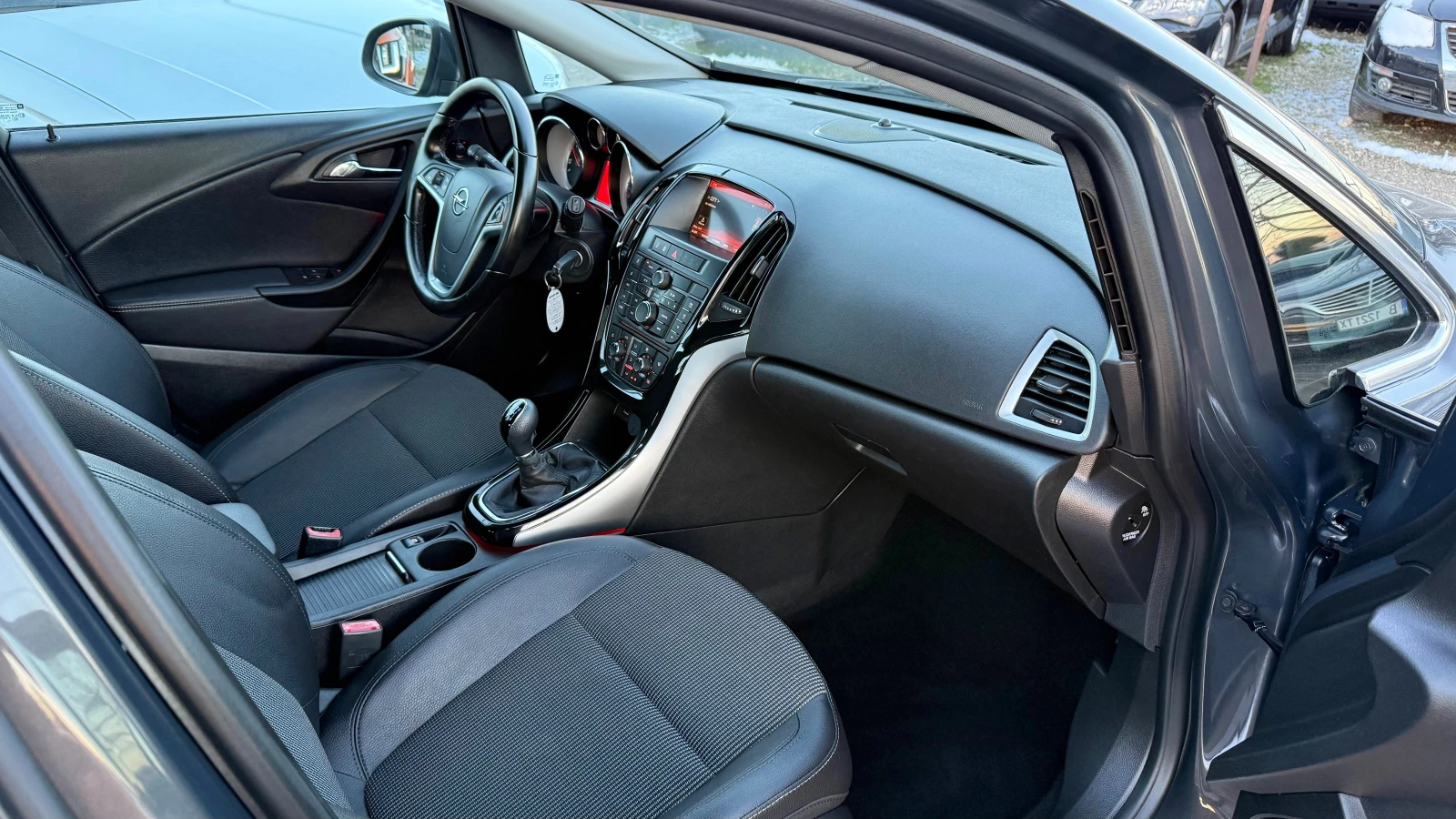 Opel Astra 1.6d FACELIFT COSMO EURO-6B - изображение 8