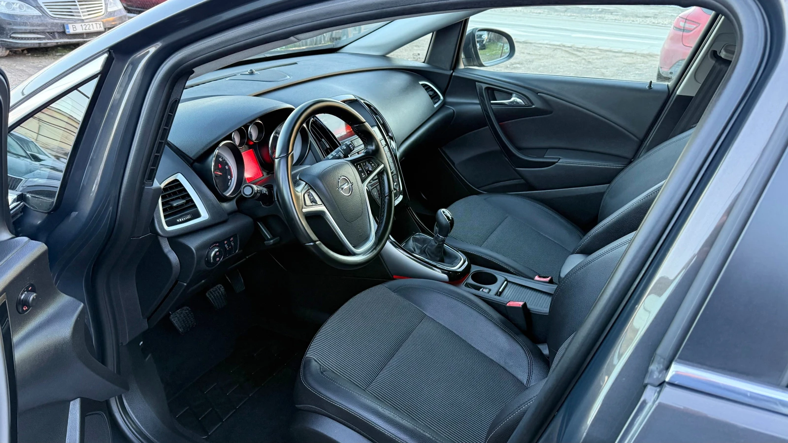 Opel Astra 1.6d FACELIFT COSMO EURO-6B - изображение 7