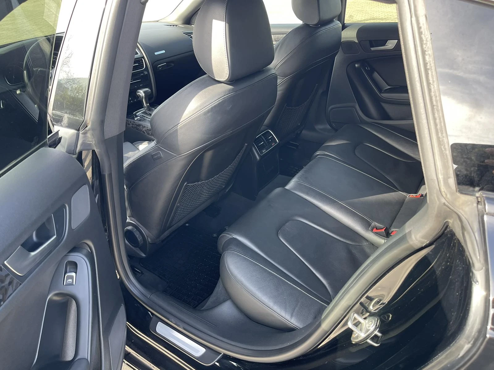 Audi A5 3.0TDI* S-LINE PANO NAVI QUATTRO FACELIFT* , снимка 10 - Автомобили и джипове - 54228854