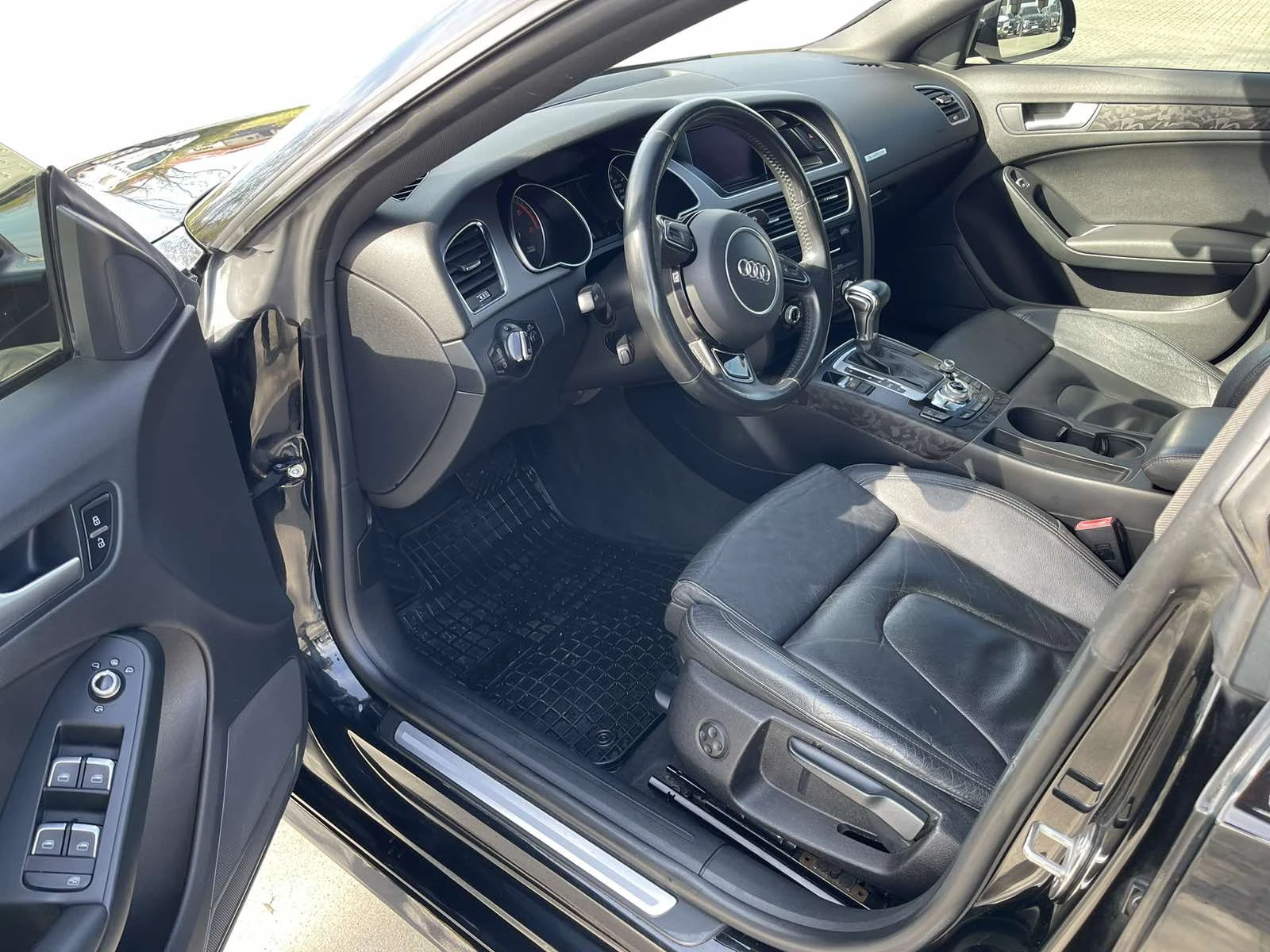 Audi A5 3.0TDI* S-LINE PANO NAVI QUATTRO FACELIFT* , снимка 9 - Автомобили и джипове - 54228854