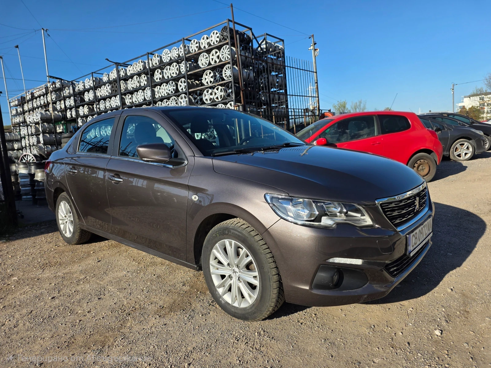Peugeot 301 1.6i, снимка 3 - Автомобили и джипове - 54340071