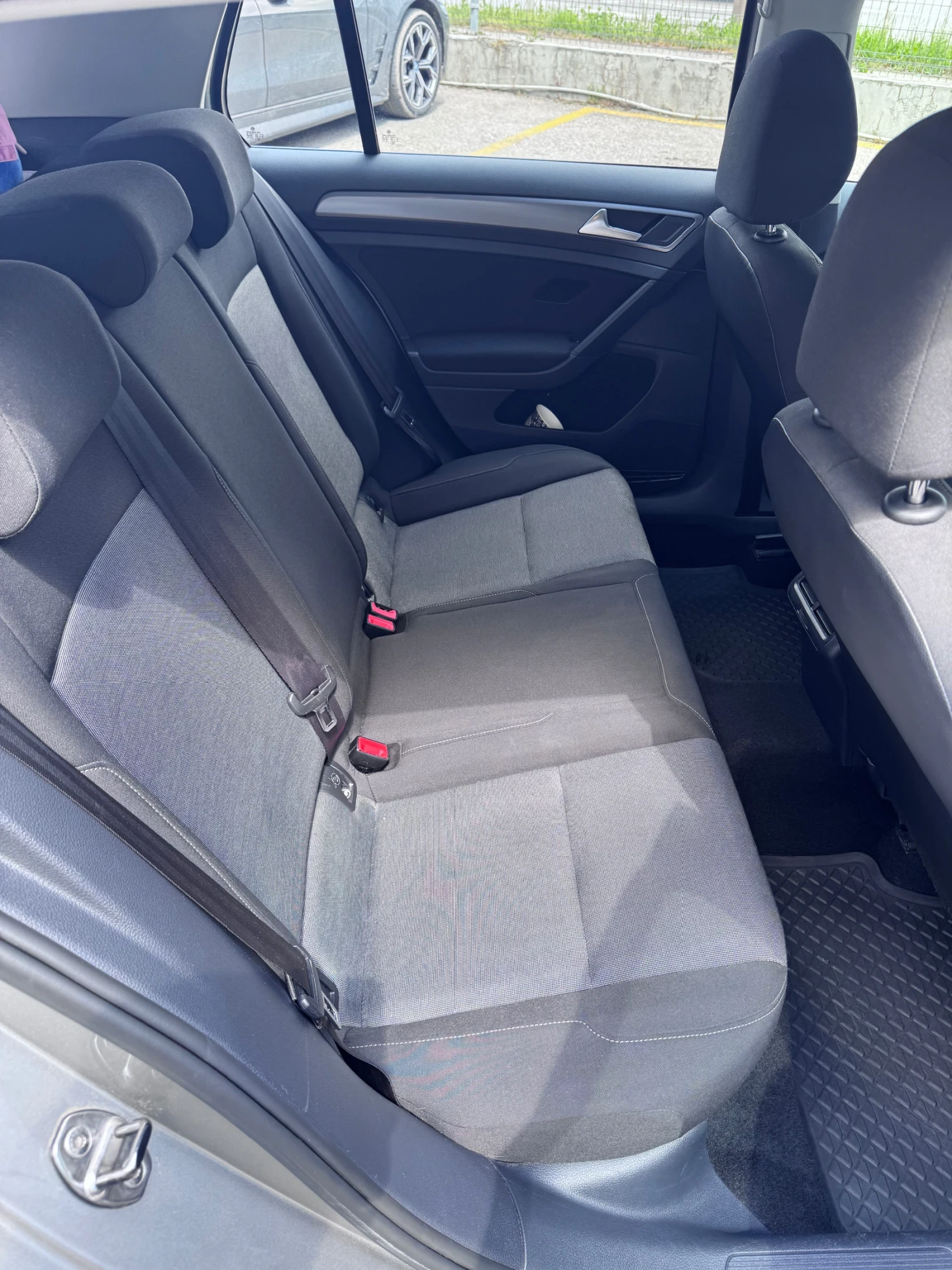 VW Golf, снимка 7 - Автомобили и джипове - 54424708