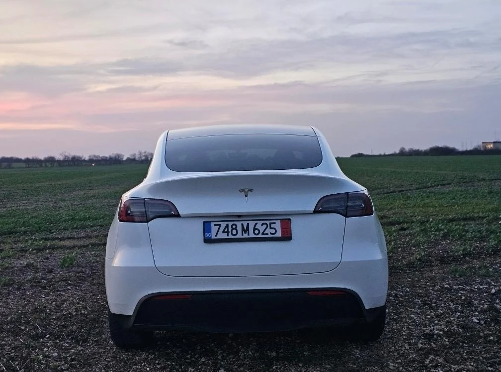 Tesla Model Y 2023 LFP Батерия, снимка 4 - Автомобили и джипове - 54657004