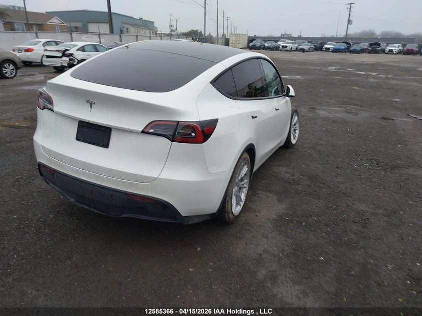 Tesla Model Y 2023 LFP Батерия, снимка 10 - Автомобили и джипове - 54657004