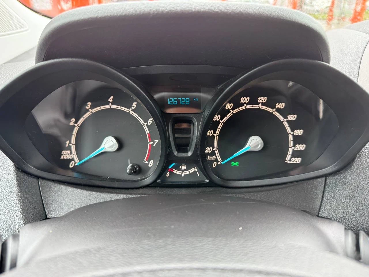 Ford Courier 1.0 бензин с турбо, снимка 13 - Автомобили и джипове - 54682858