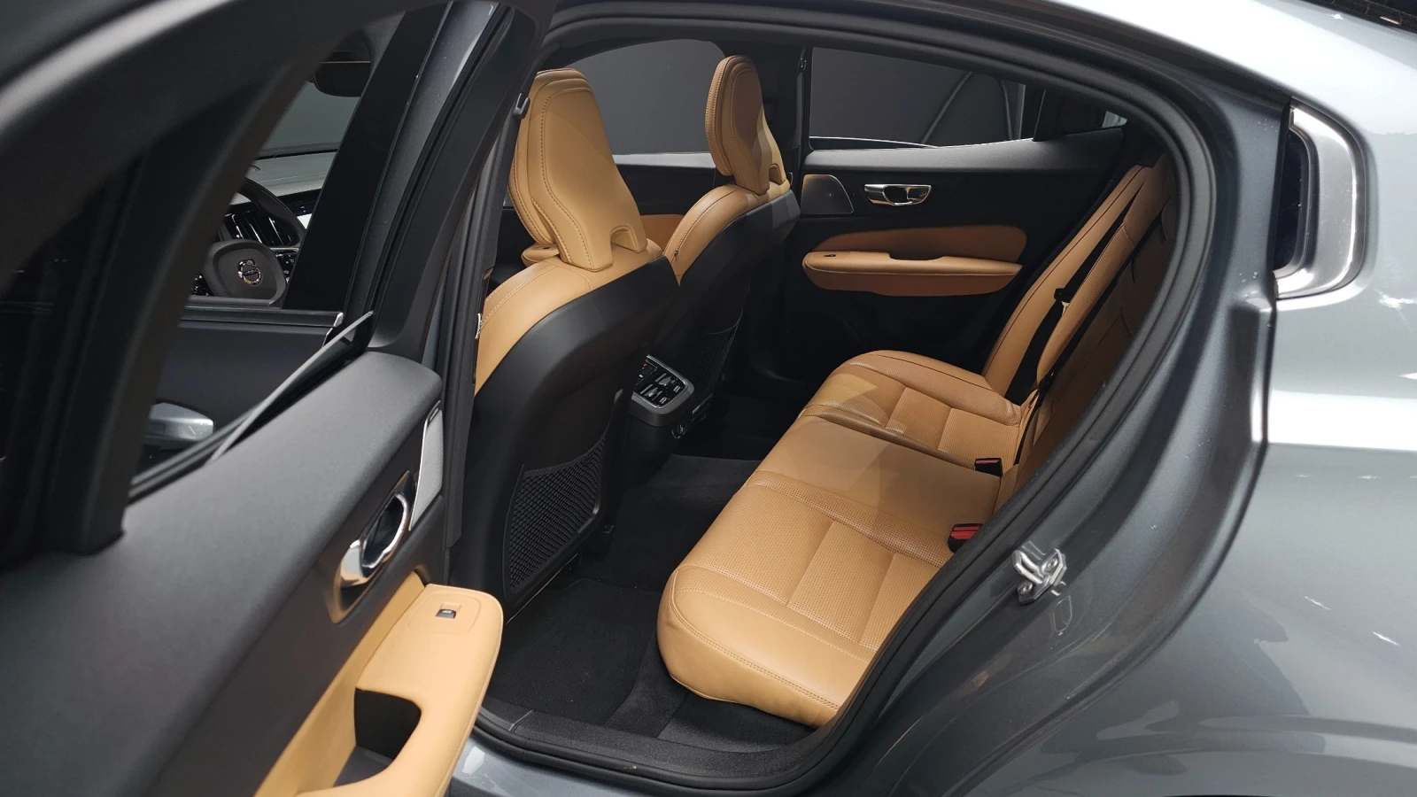Volvo S60 * T5* Inscription* Navi* Camera | Mobile.bg � ����������� 14