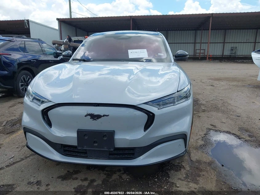 Ford Mustang Mach-E Premium, снимка 13 - Автомобили и джипове - 55288810