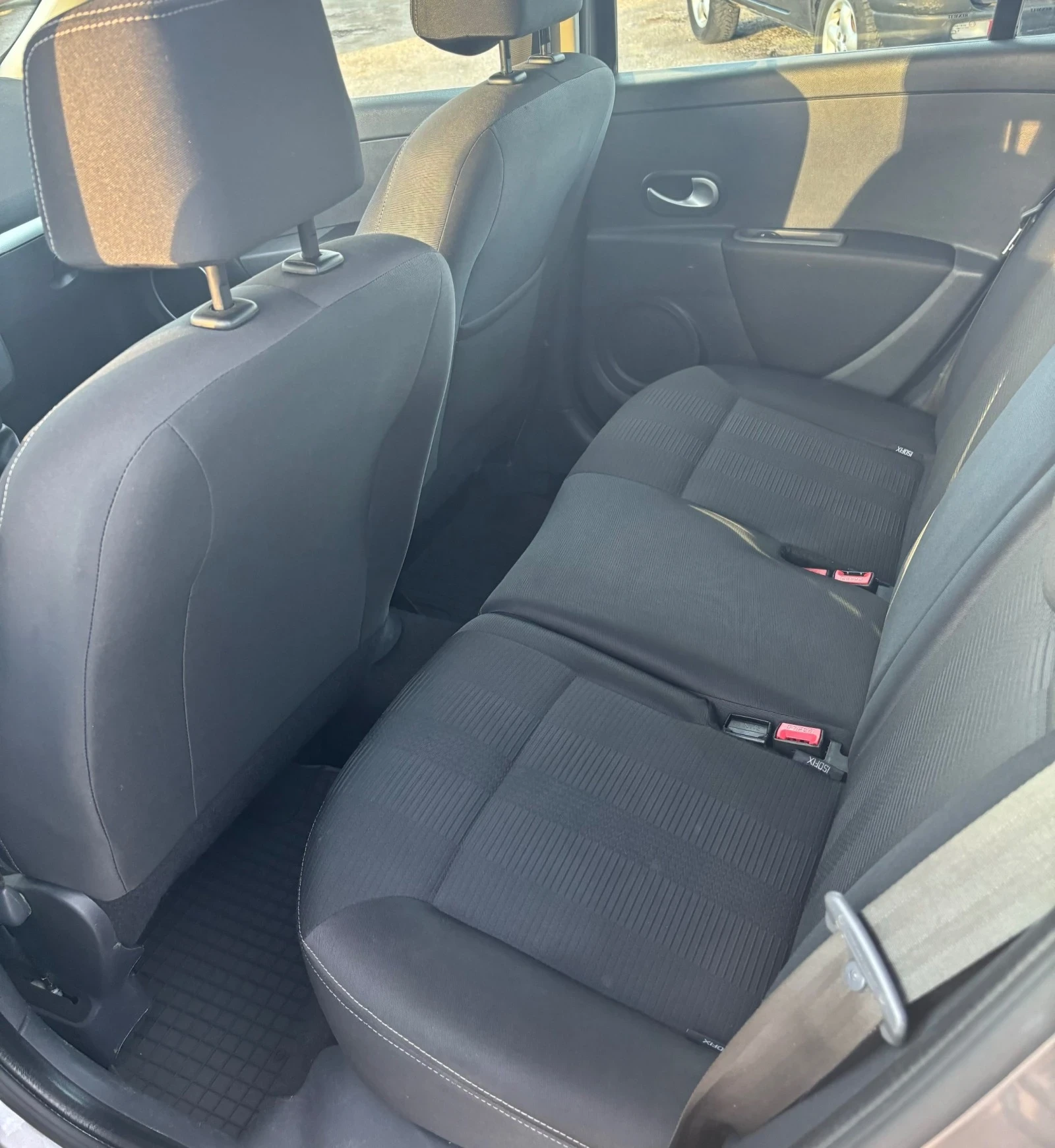 Renault Clio 1.2 16V TCe TOP, снимка 8 - Автомобили и джипове - 55696581