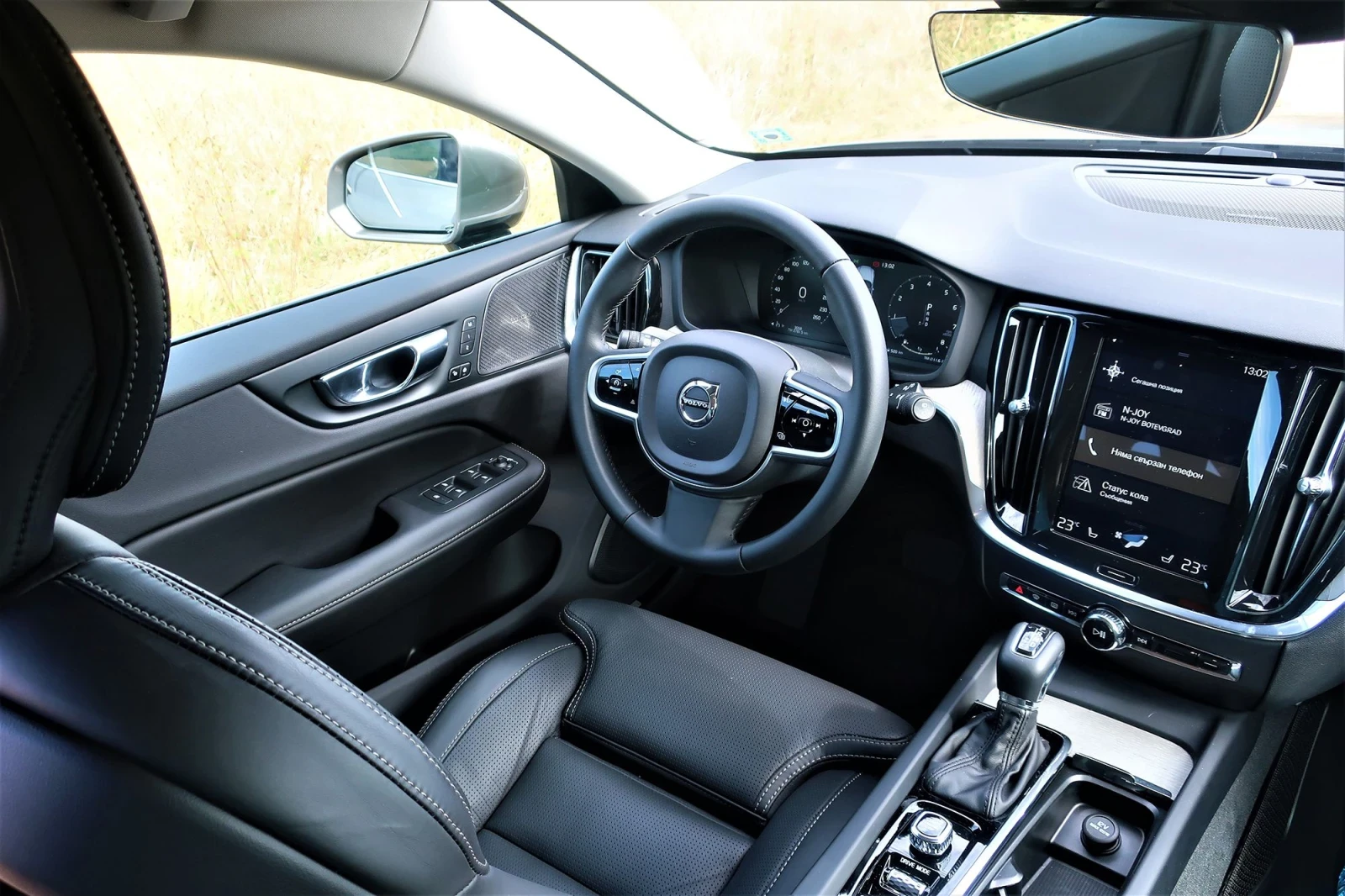 Volvo V60 T6 INSCRIPTION , снимка 9 - Автомобили и джипове - 55732967