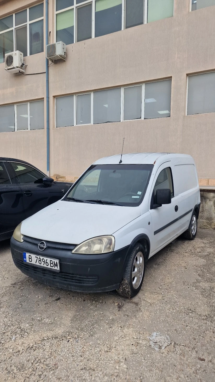 Opel Combo, снимка 2 - Автомобили и джипове - 55816377