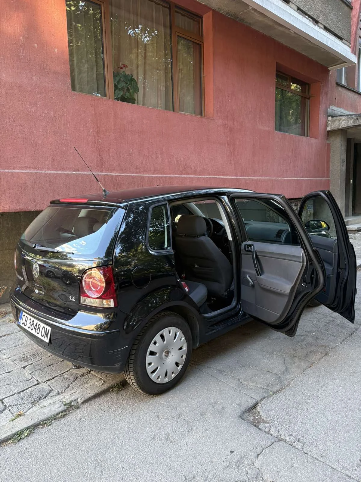 VW Polo 1.2 Facelift, снимка 4 - Автомобили и джипове - 55987065