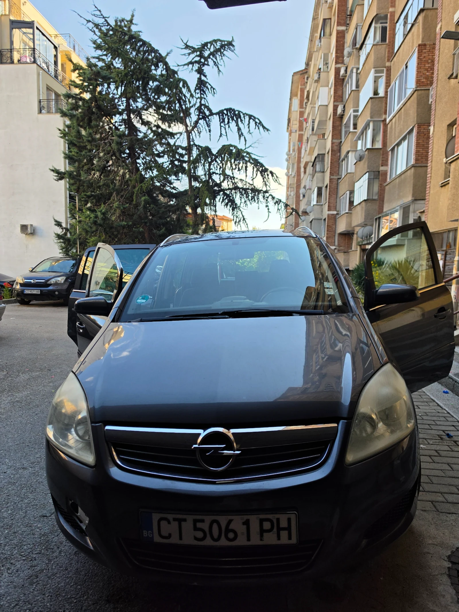 Opel Zafira