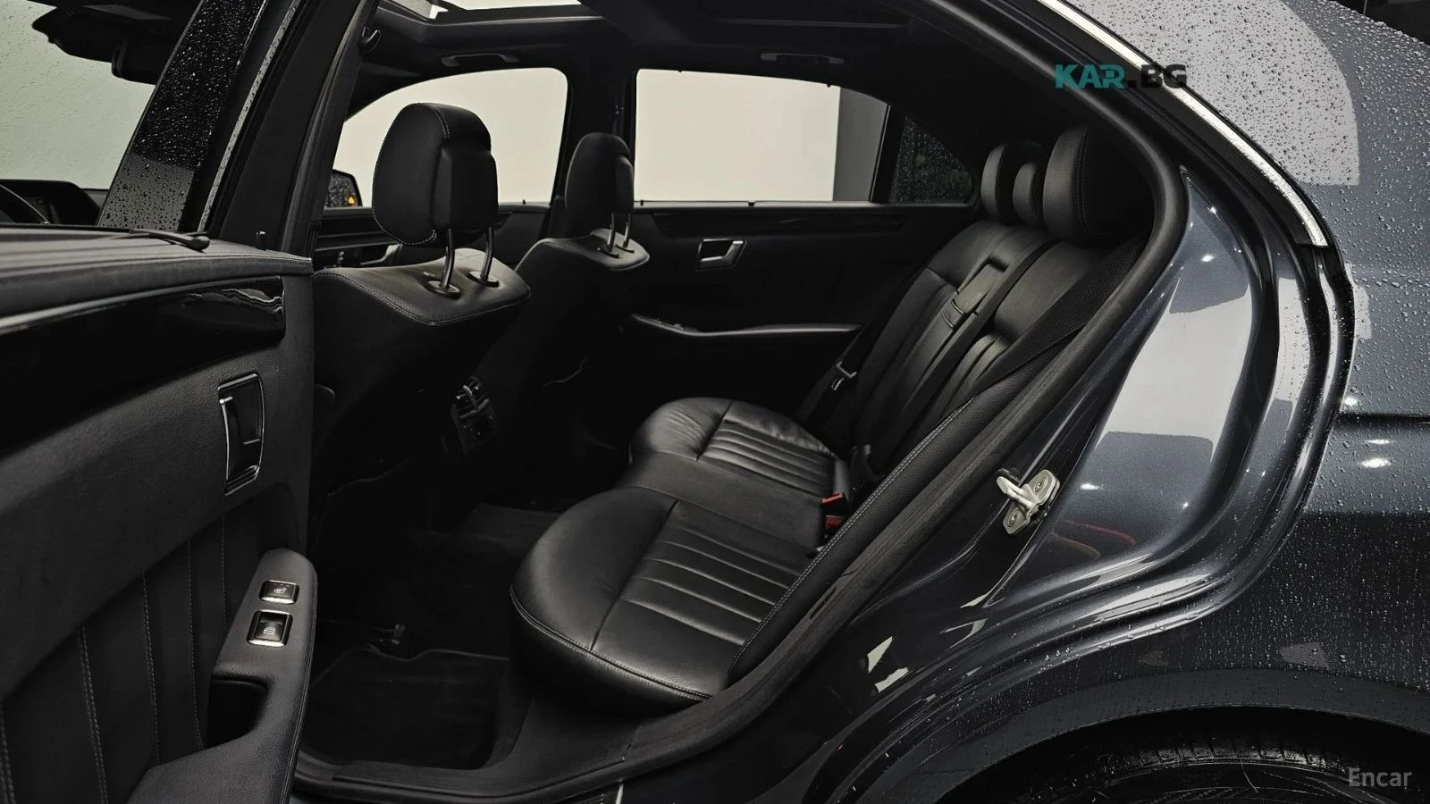 Mercedes-Benz E 400, снимка 16 - Автомобили и джипове - 56710962