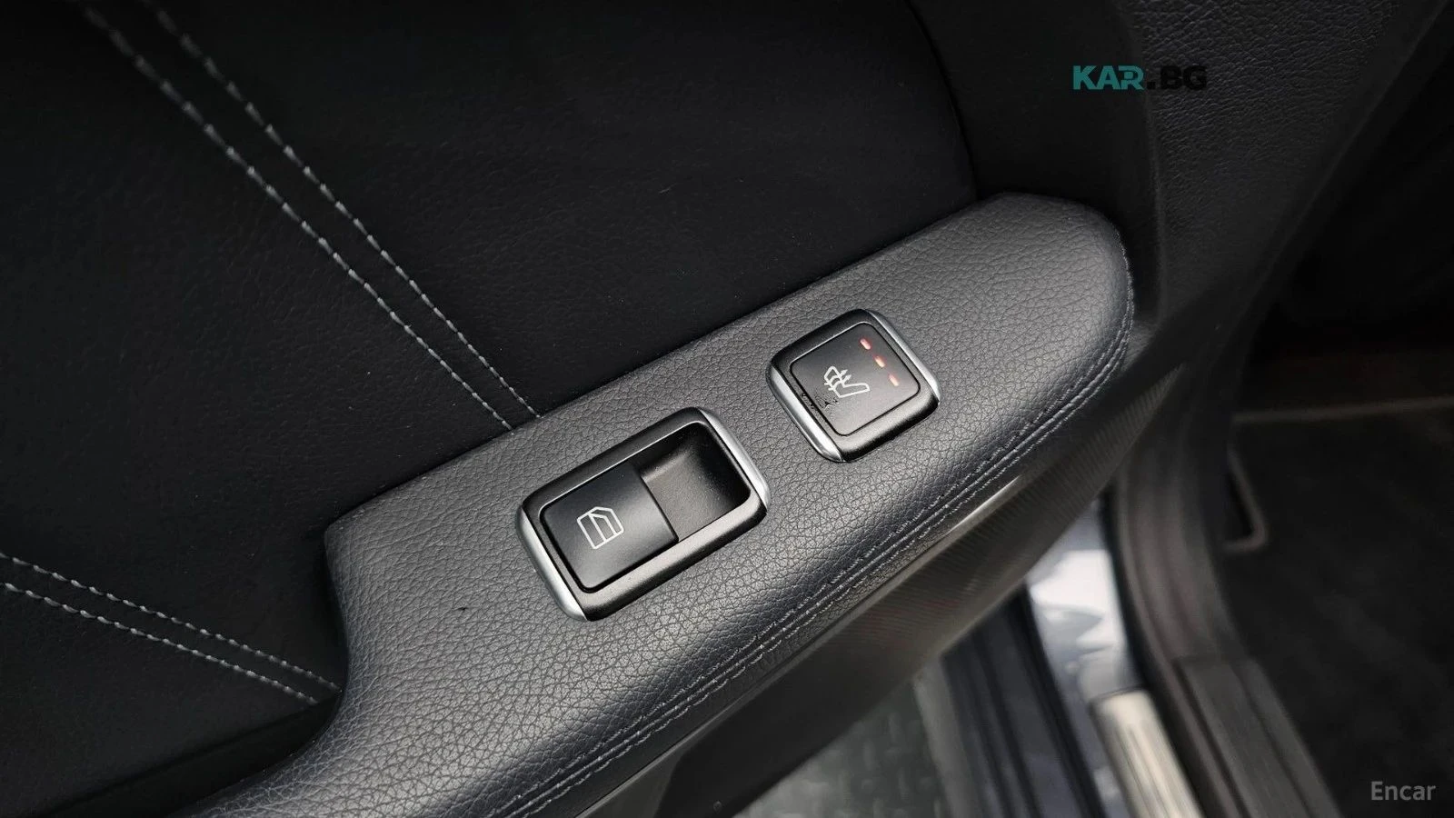 Mercedes-Benz E 400, снимка 17 - Автомобили и джипове - 56710962