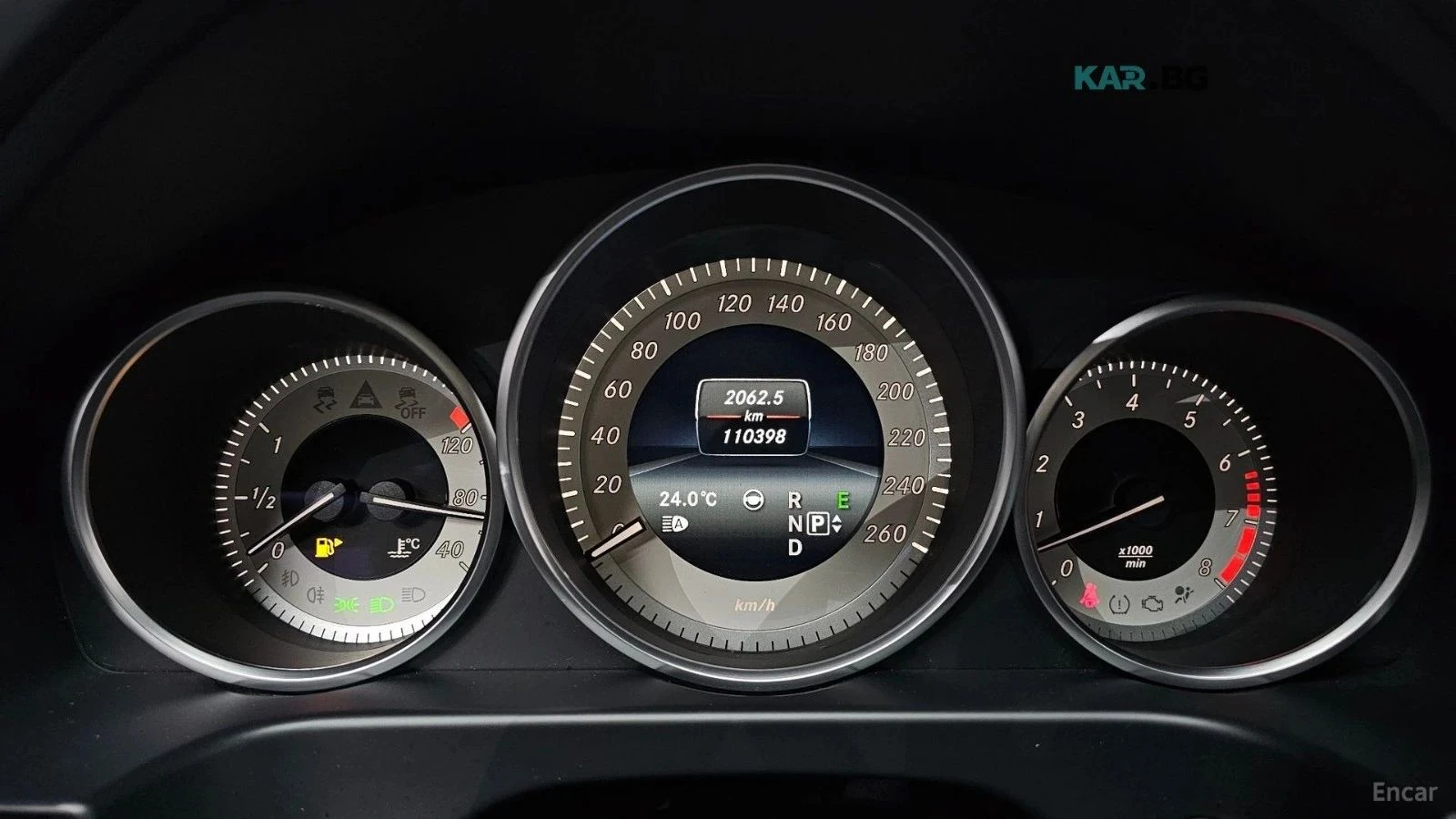 Mercedes-Benz E 400, снимка 12 - Автомобили и джипове - 56710962