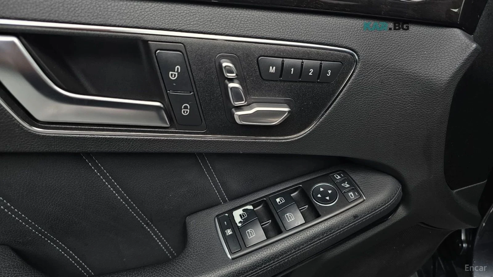 Mercedes-Benz E 400, снимка 9 - Автомобили и джипове - 56710962