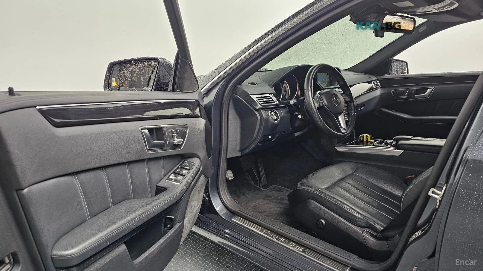 Mercedes-Benz E 400, снимка 8 - Автомобили и джипове - 56710962