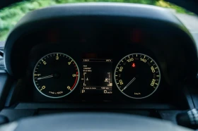 Land Rover Discovery 4 3.0 TDV6 - 29999 лв. - 22550746 | Car24.bg