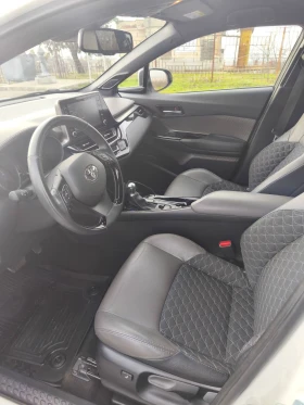 Toyota C-HR - 21999 € / 43026.30 лв. - 31866929 10