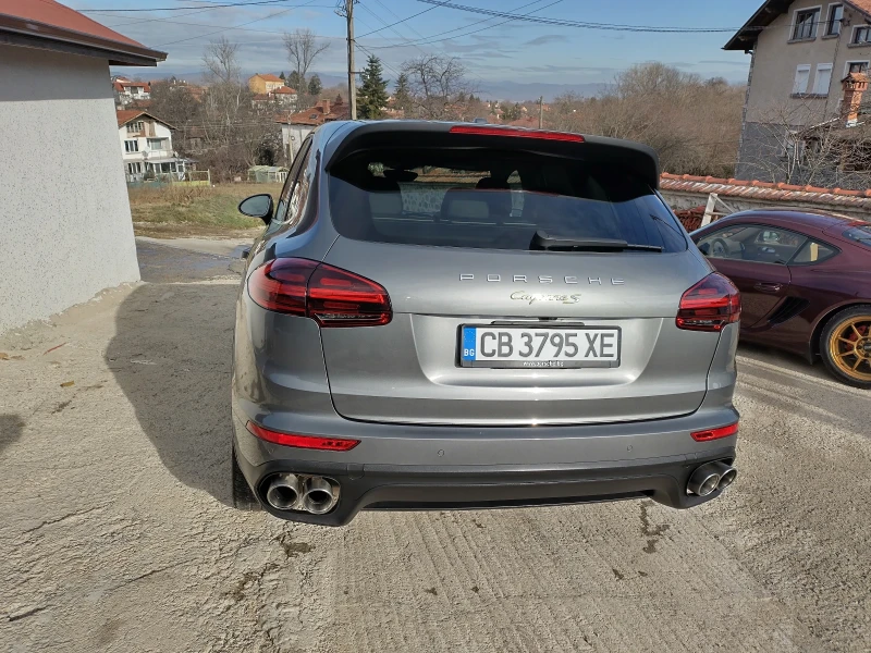 Porsche Cayenne S e-hybrid , снимка 4 - Автомобили и джипове - 48102347