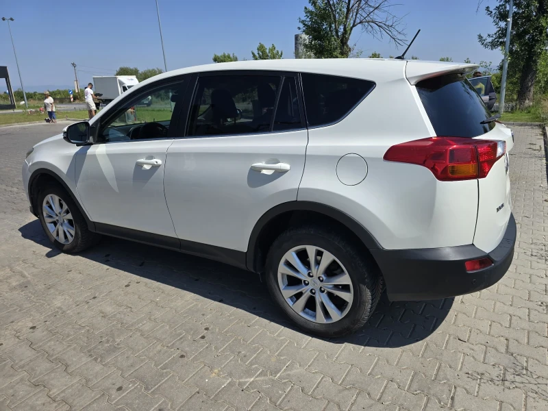 Toyota Rav4 2.2 D4D 150к.с., снимка 6 - Автомобили и джипове - 52352626