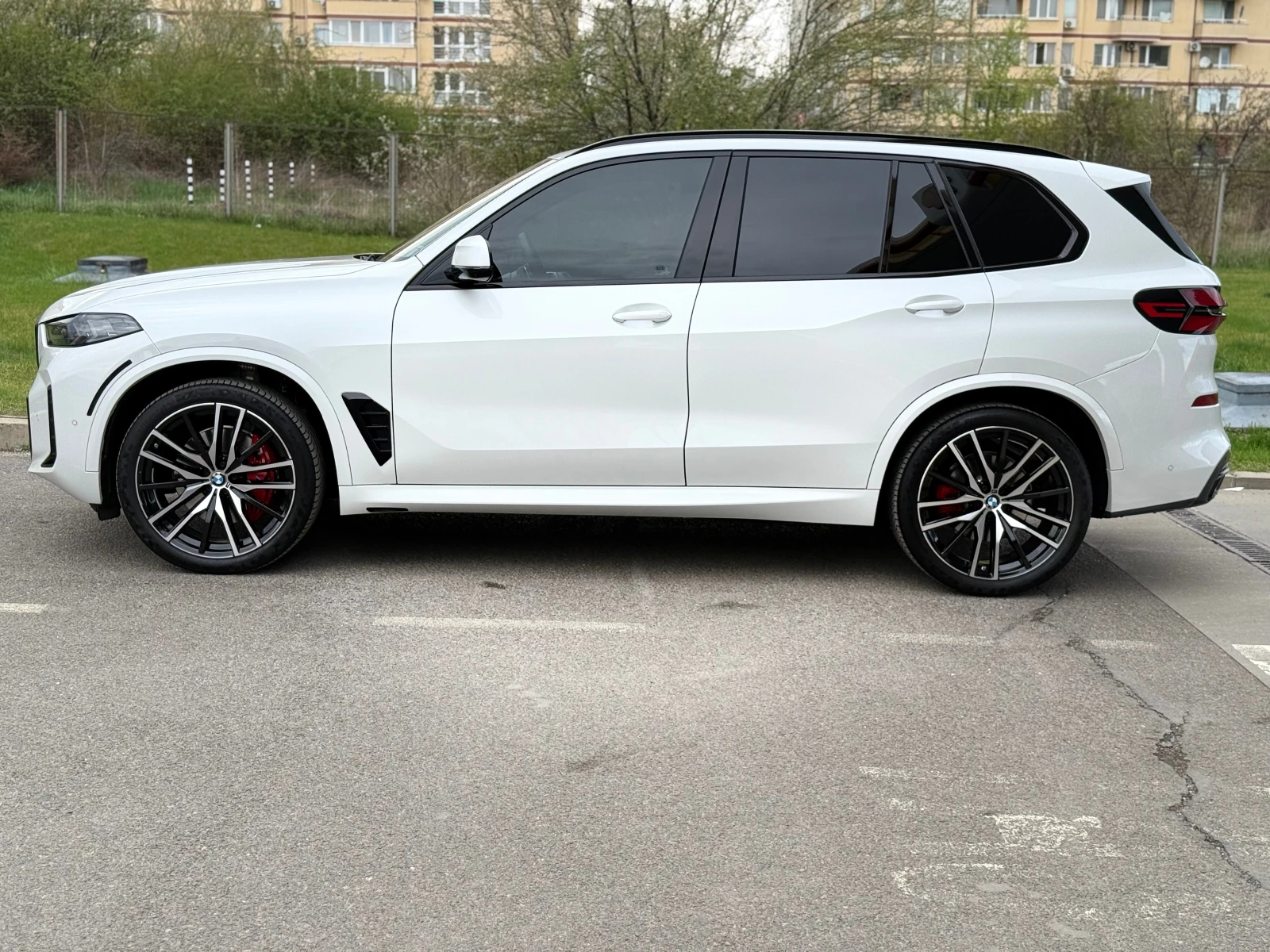 BMW X5 4.0i/xDRIVE/M-SPORT 10 000км!!! - изображение 2